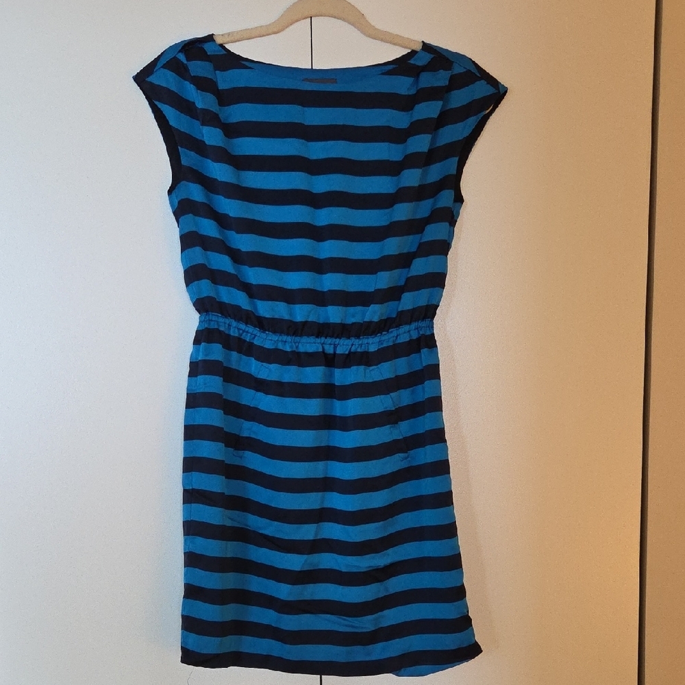 VINCE CAMUTO Blue and Black Striped Dress